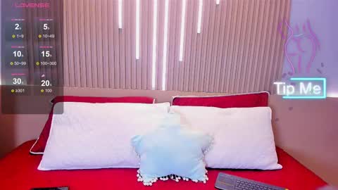 camile_cute online show from November 17, 8:22 pm