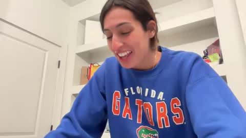 camiliakxoxo online show from February 24, 3:55 am