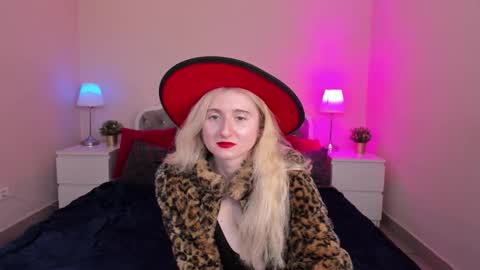 camilladreamer online show from October 17, 9:57 am