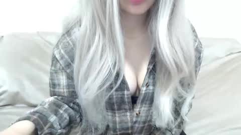 CamilleBunny online show from March 22, 1:42 am