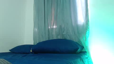 Snapshot of camilo_contre21 chatting on March 4, 6:50 pm camilo_contre21 online show from March 4, 6:50 pm