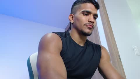 camilo_contre21 online show from April 3, 10:49 pm