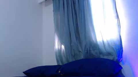Snapshot of camilo_contre21 chatting on March 8, 8:57 pm camilo_contre21 online show from March 8, 8:57 pm