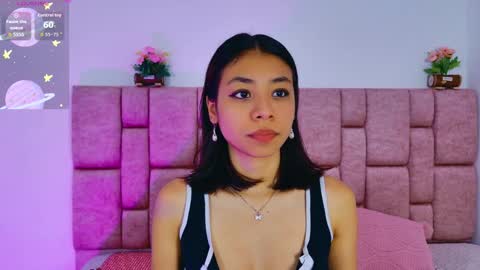 camiluxe online show from November 5, 12:51 pm