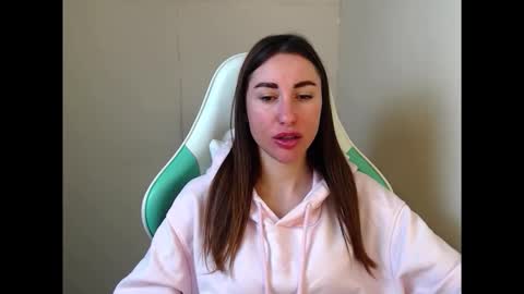 cammila horn online show from March 9, 7:02 am