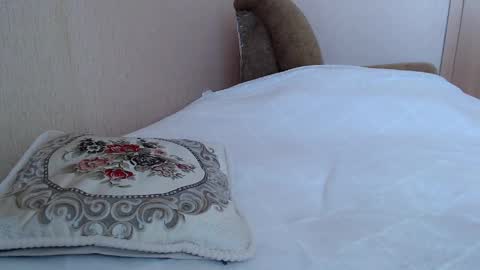 Taisia online show from April 1, 6:03 am