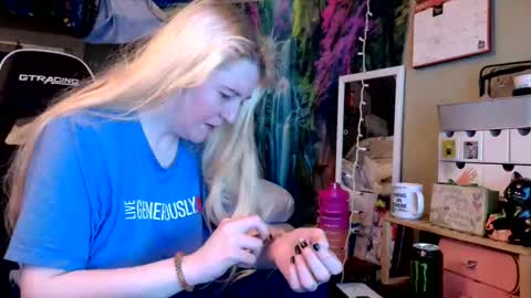 Candi online show from May 23, 3:57 am