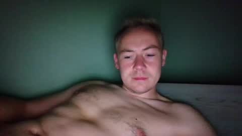 candy_boy_xoxo online show from July 18, 10:45 pm