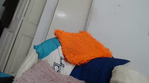 Snapshot of candy_cumy1 chatting on December 24, 10:44 am Dayan Camila online show from December 24, 10:44 am