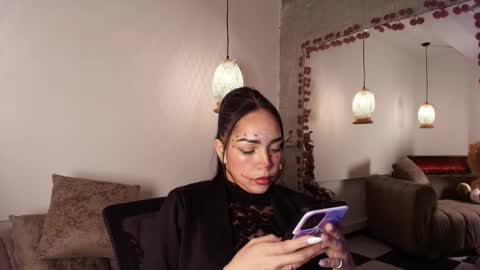 candy_dim online show from October 31, 9:04 pm