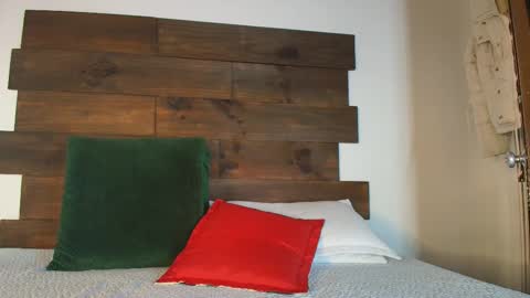 Jolie online show from March 7, 9:15 pm