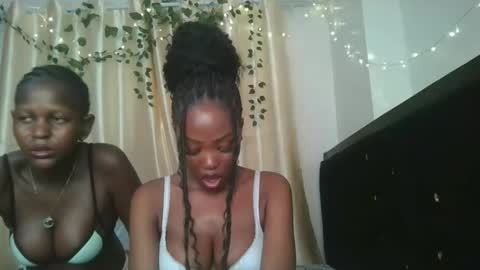 Snapshot of candy_pop1 chatting on October 2, 7:23 pm CANDY online show from October 2, 7:23 pm