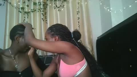 Snapshot of candy_pop1 chatting on October 1, 7:13 pm CANDY online show from October 1, 7:13 pm
