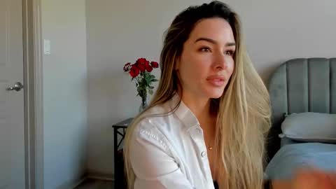 Naty online show from February 23, 1:35 pm