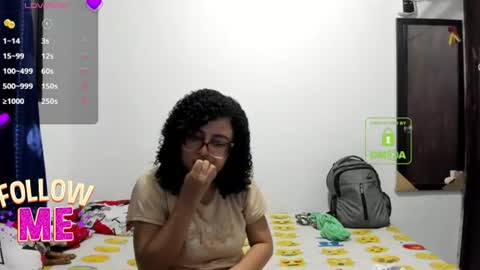candy_val online show from July 18, 6:15 am