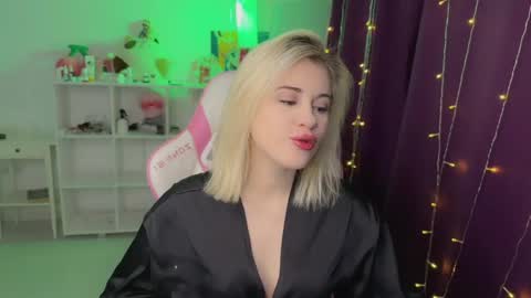 You can call me HH online show from December 15, 6:04 pm