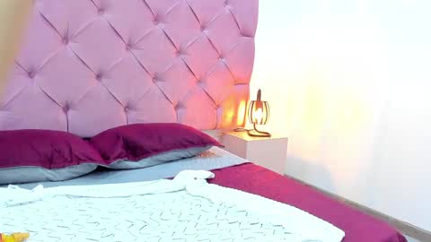 candyllucy online show from February 5, 11:28 pm