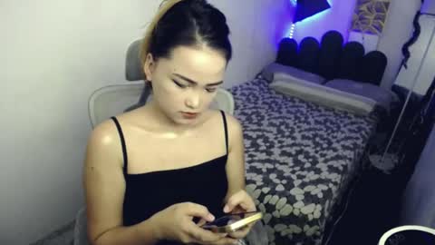leahlex 3 online show from June 30, 11:42 am