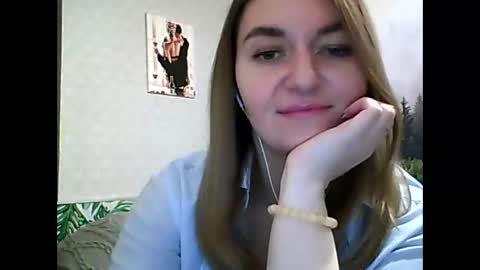 Daisy online show from February 19, 12:03 am