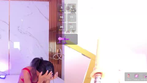 Candy online show from December 5, 9:01 pm