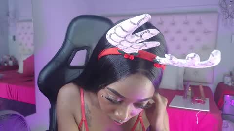 Candy Ebony online show from December 3, 4:57 am