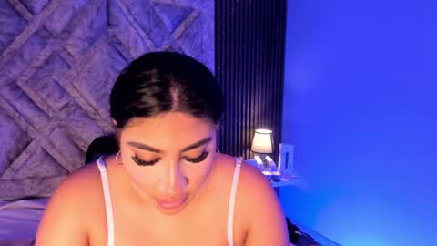 GABRIELA LOPEZ online show from September 16, 4:04 am