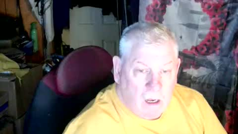 canoelicker69 online show from April 18, 2:08 pm