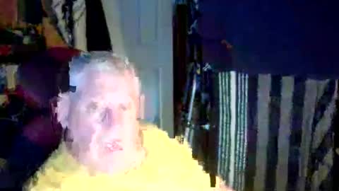 canoelicker69 online show from October 17, 9:30 pm