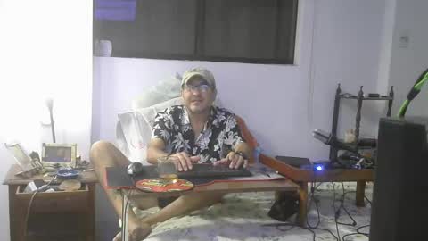 capotano online show from April 19, 10:49 am