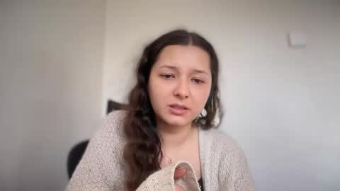 Emma online show from November 14, 8:49 am