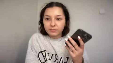 Emma online show from November 19, 6:24 am