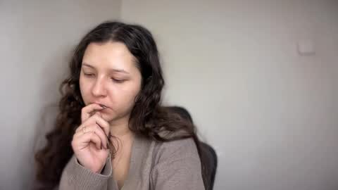 Emma online show from February 2, 5:37 am