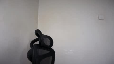 Emma online show from February 25, 7:34 am