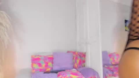 cardykambell online show from December 3, 5:08 am