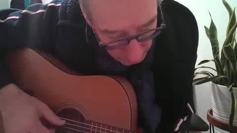 Caressluving online show from February 13, 4:00 am