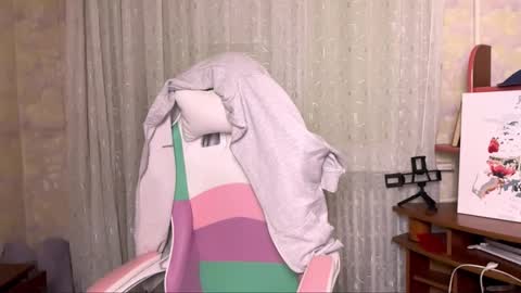 Cari online show from November 14, 9:49 pm