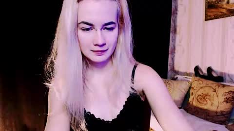 Carin online show from November 28, 5:26 am