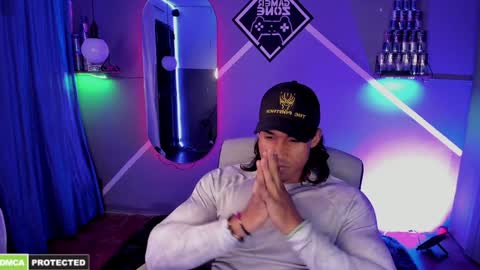 Snapshot of carl_smithh chatting on December 10, 4:56 am Carl online show from December 10, 4:56 am