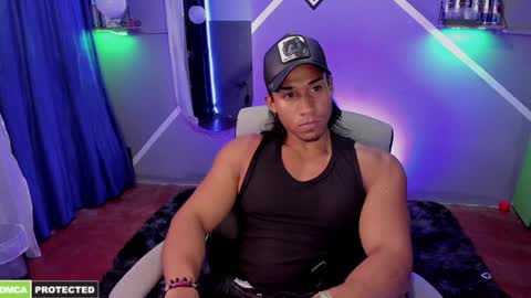 Snapshot of carl_smithh chatting on December 7, 7:10 am Carl online show from December 7, 7:10 am