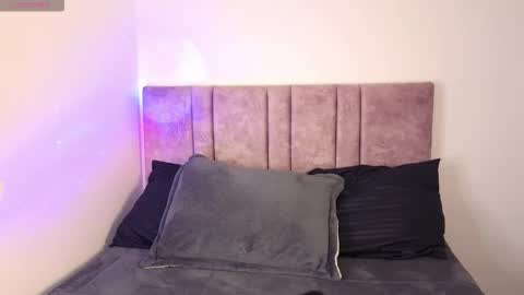 carla online show from December 20, 7:48 am