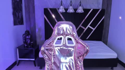 CARLYE   online show from February 8, 4:03 am