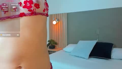 C A R L I N A online show from March 7, 1:22 pm