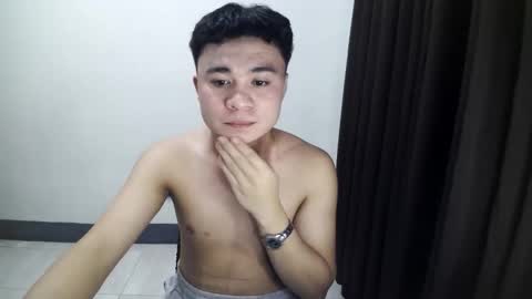 carlo_bigcock69 online show from November 24, 8:07 pm