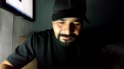 carlos100699 online show from August 10, 3:33 am