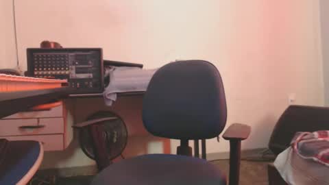 carlos online show from March 2, 2:13 pm