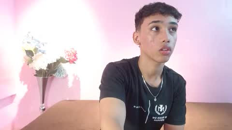 carloshot_01 online show from December 1, 1:09 pm