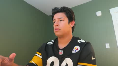 Snapshot of carlosjosecb1 chatting on September 22, 3:05 pm carlos online show from September 22, 3:05 pm