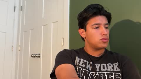 Snapshot of carlosjosecb2 chatting on October 9, 3:50 pm carlosjosecb2 online show from October 9, 3:50 pm