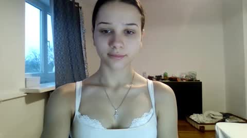 CarmenxAmore online show from December 4, 7:30 am