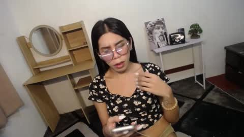 Carolina online show from December 22, 11:22 am